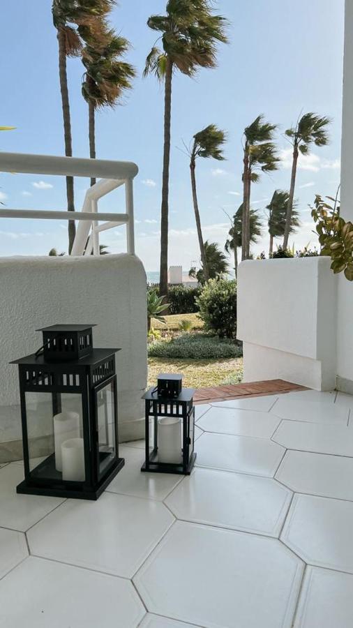 דירות מיחאס Miraflores Beach - Sea Front - Luxury מראה חיצוני תמונה